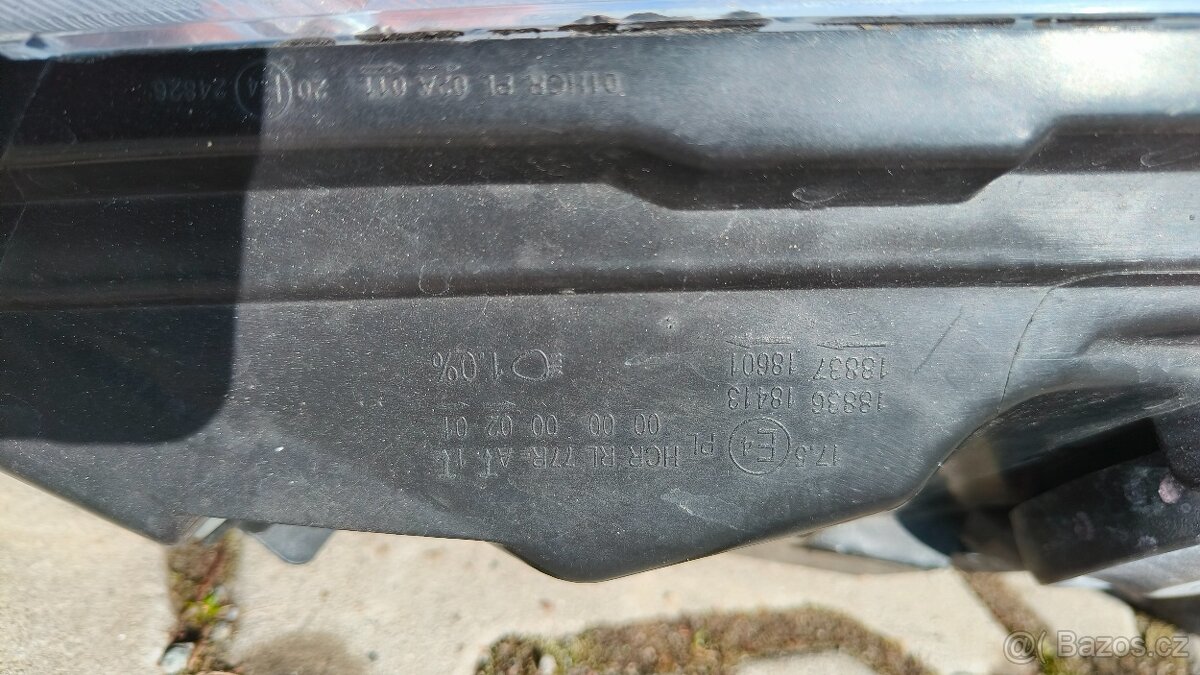 Přední světlo Ford Fiesta 2013 - 2017 pravé - 8