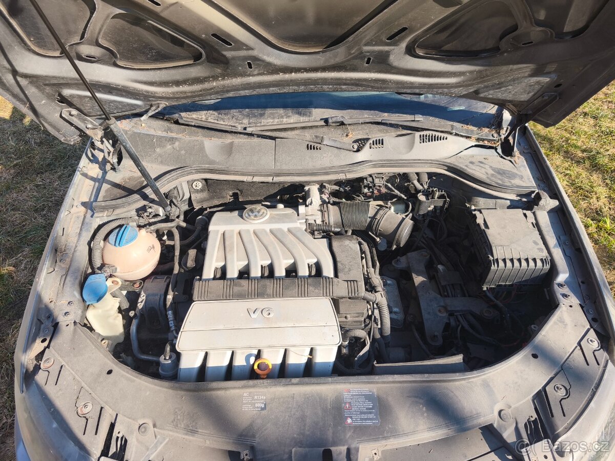VW Passat b6 3.2 vr6 - 8