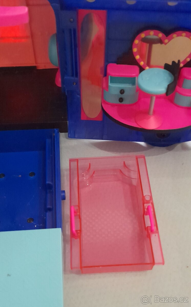 LoL karavan 4v1 OMG - 8