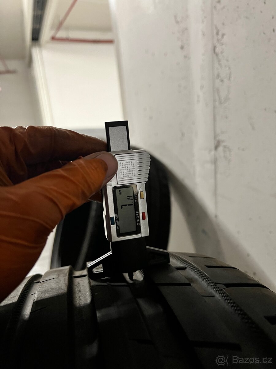 Letní sada pneu Nokian 225/45R17 - 8