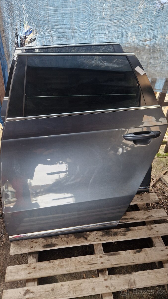 VW Passat B7 motor CFFB, z. víko šedá LK7X+ všechny dveře - 8
