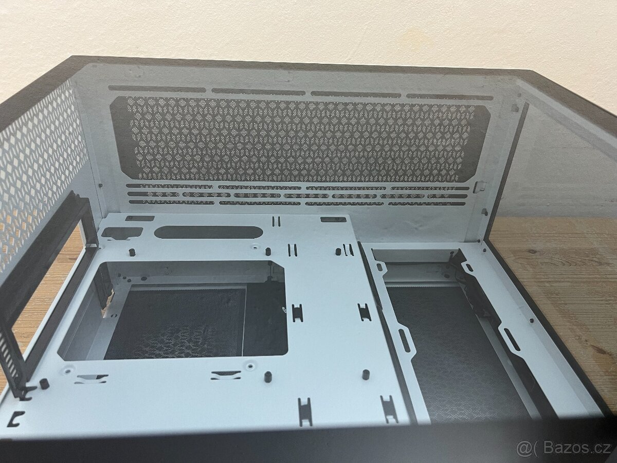 Metallic Gear by Phanteks NEO Qube White/Použitá - 8