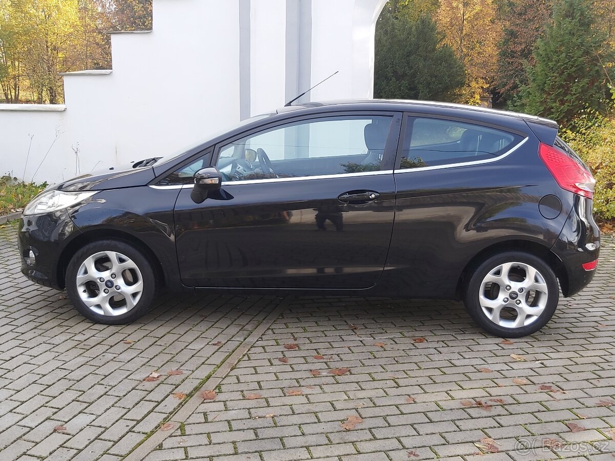 Ford Fiesta Titanium 1.4 71 kw, 128.000 km - 8