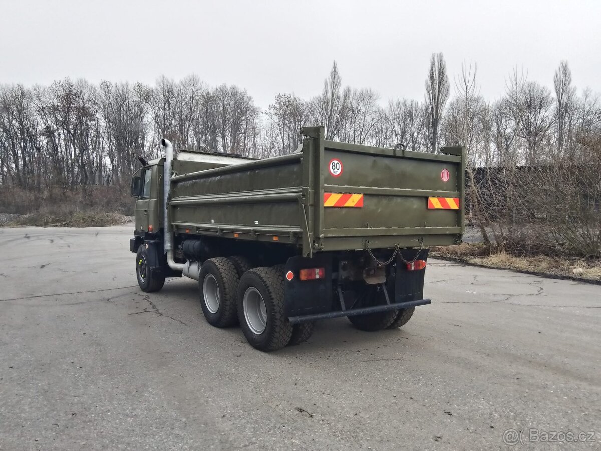 Tatra 815 T2 sklápěč - 8