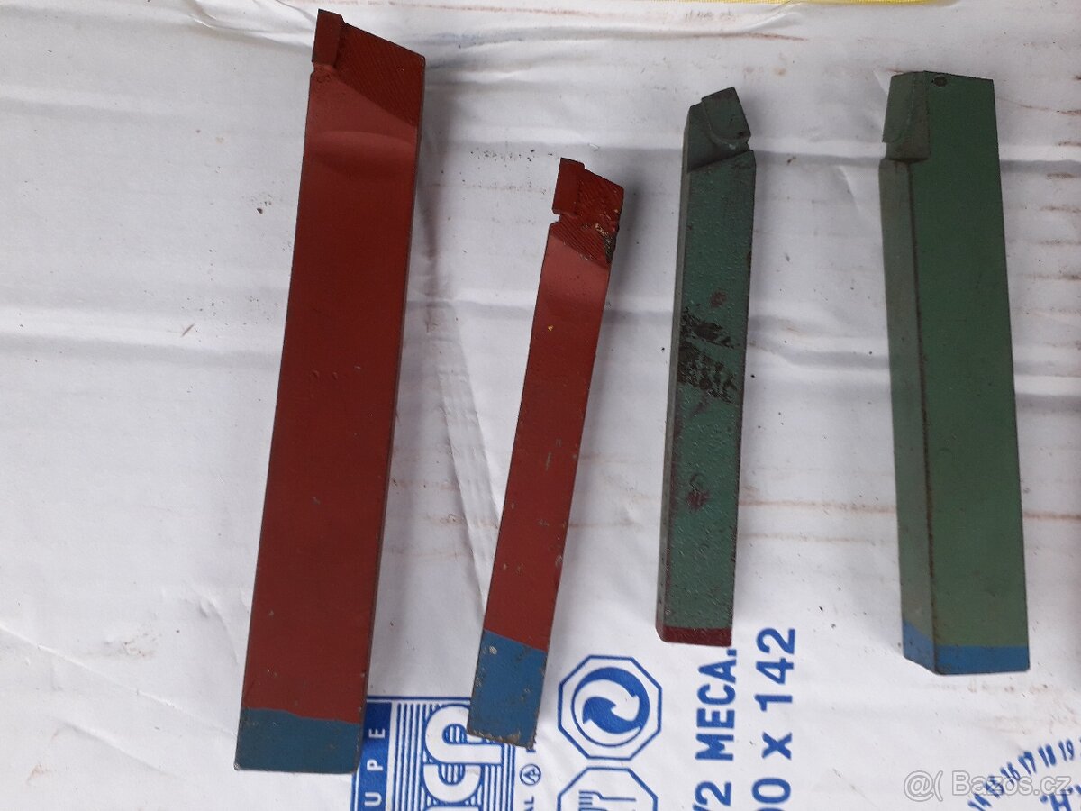 Radeco,malá přesná deska,úhloměr,hodinky,svorky - 8