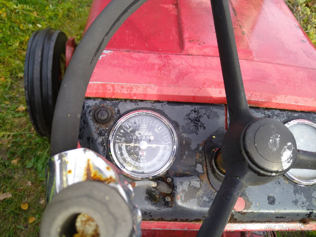 Malotraktor 4x4 s hydraulikou - 8