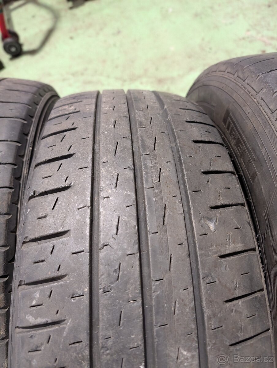 Letní pneu Pirelli Carrier 215/65 R16C - 8