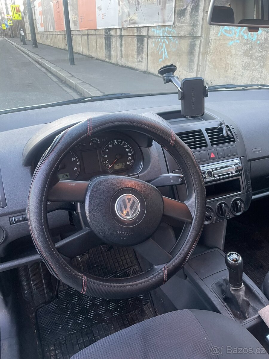 Volkswagen Polo 1.2, 40 kW, 2003 - 8