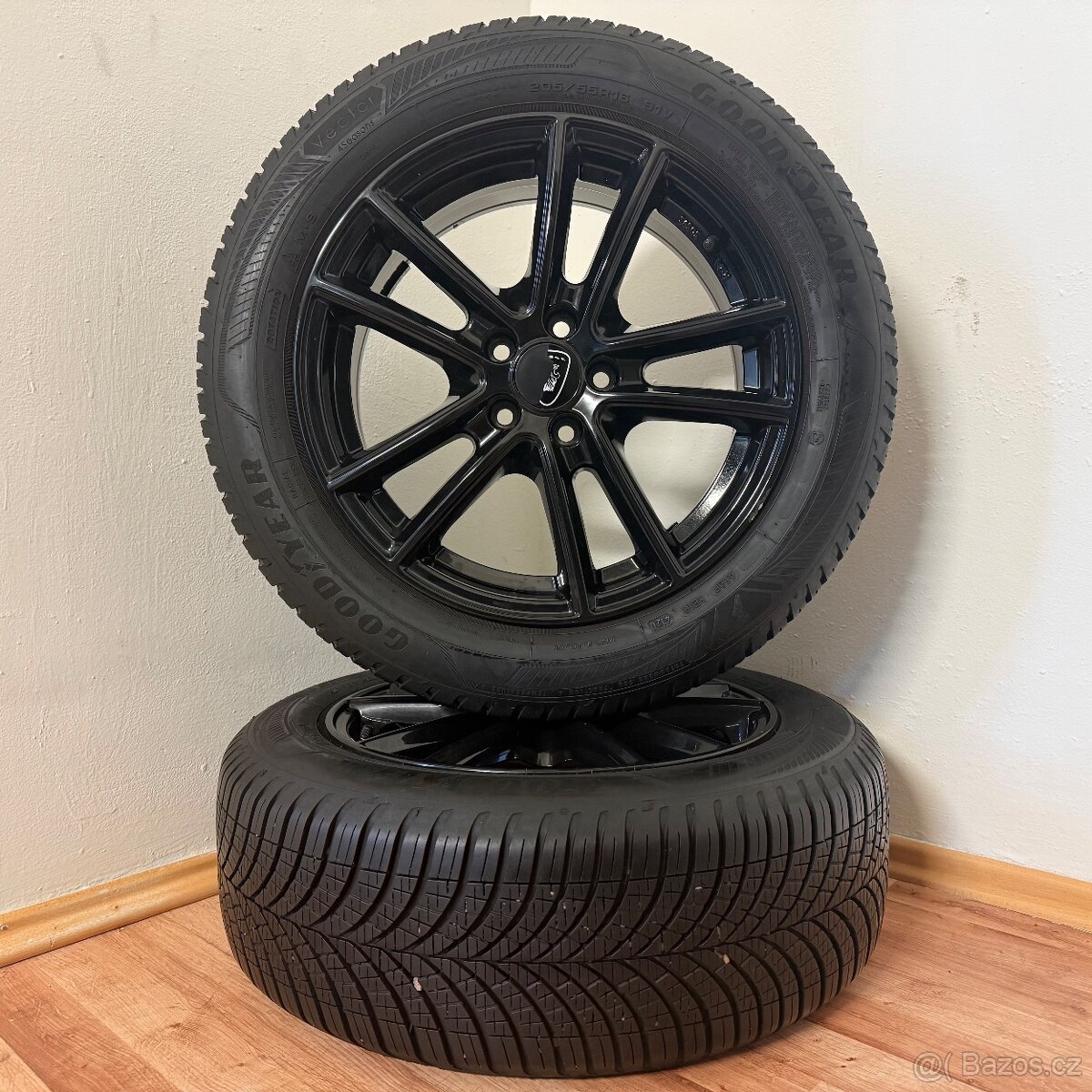 VW/SEAT/ŠKODA 5x100 R16 ET40+CELOROČNÍ 205/55R16 7,5mm - 8