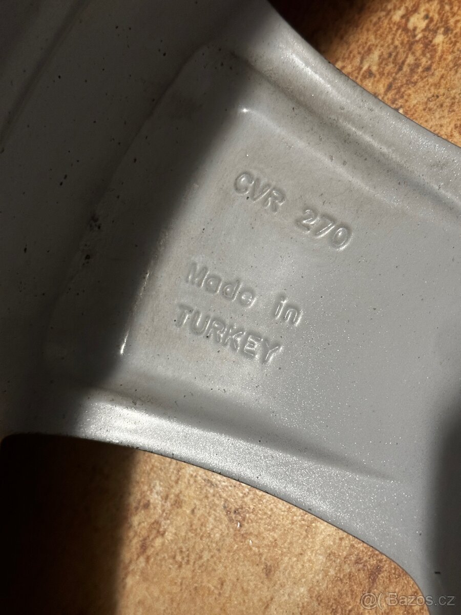 Škoda alu kola 17” – 7Jx17 ET45, originál - 8