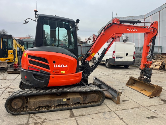 KUBOTA U48-4 POWERTILT - 8