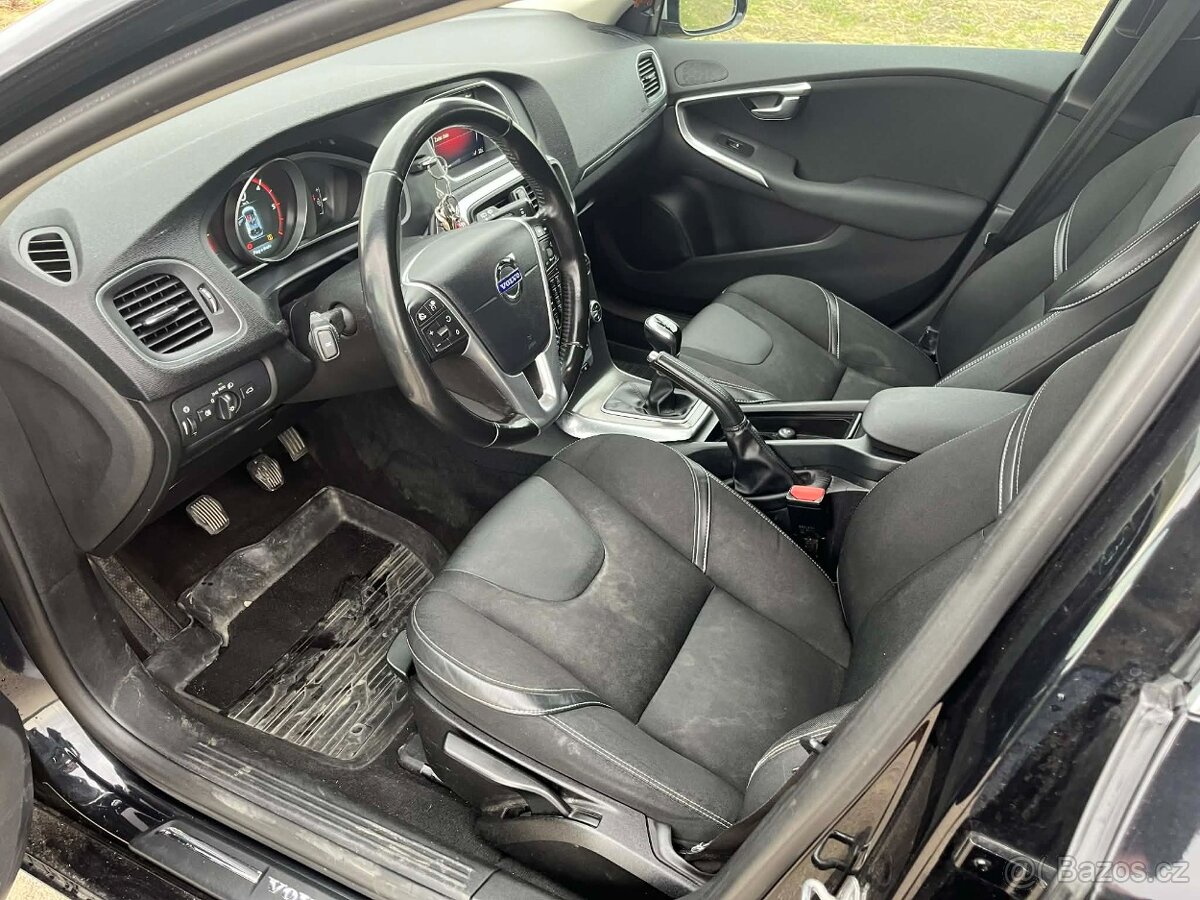 Volvo V40 D4 Polestar - 8