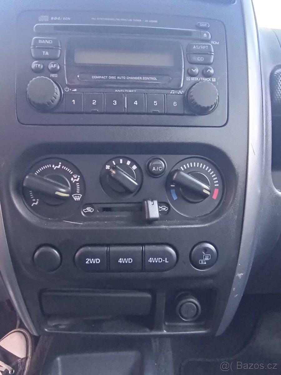 Suzuki Jimny, 1.3/63kW, benzin, 4x4 - 8