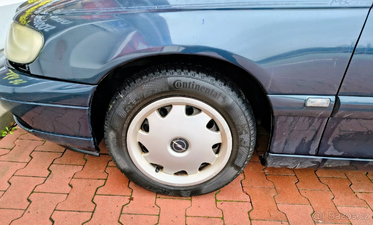 Opel omega - B caravan 2.2 benzín - 8