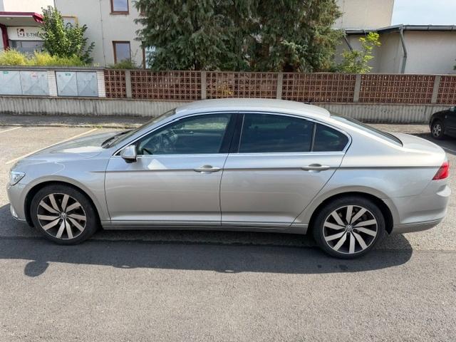 VW Passat Lim HL 2,0 TDI 6DSG NAVI - 8