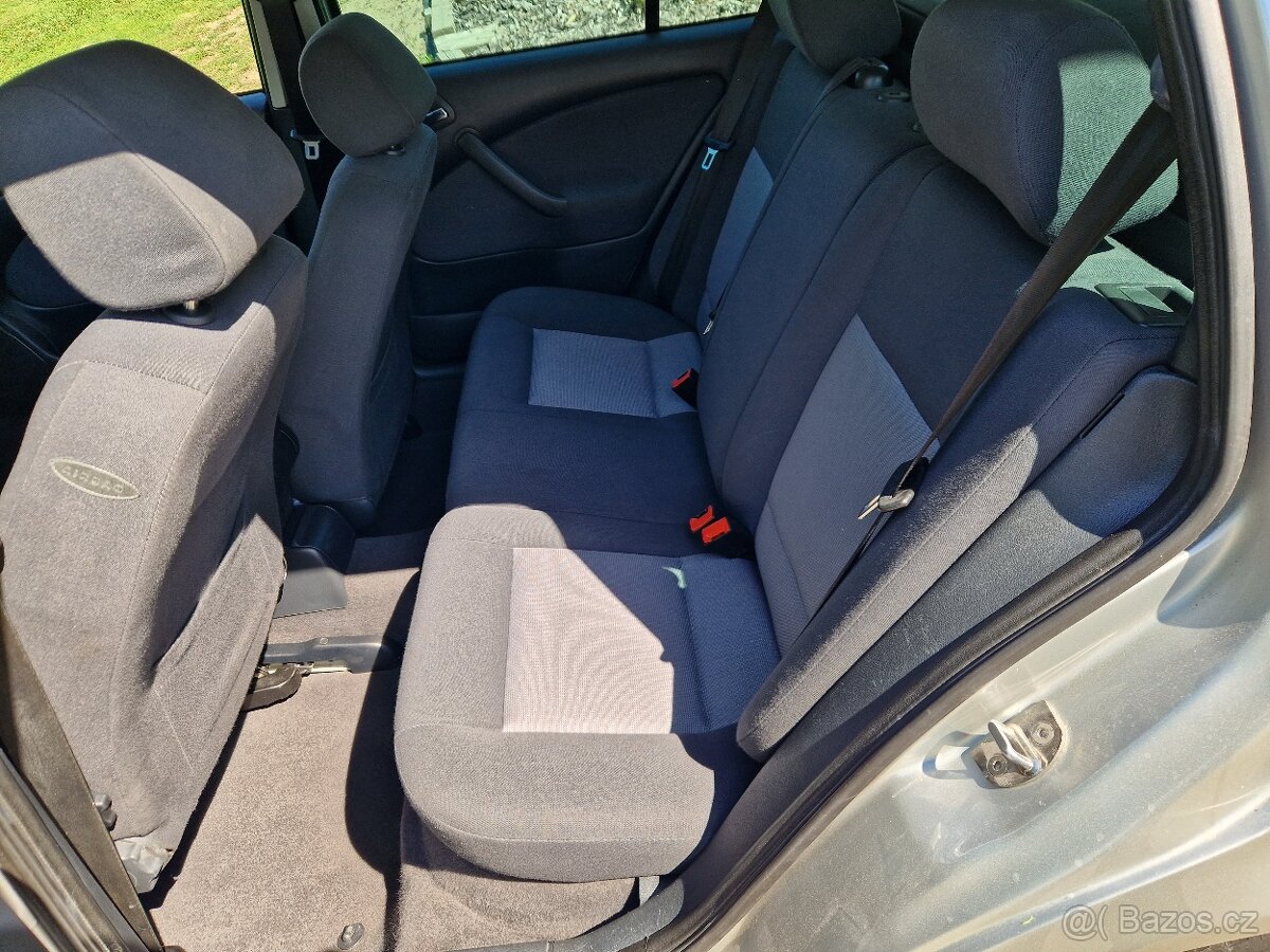 Škoda Octavia, I combi 1,6 MPI 75 KW, STYLE - 8