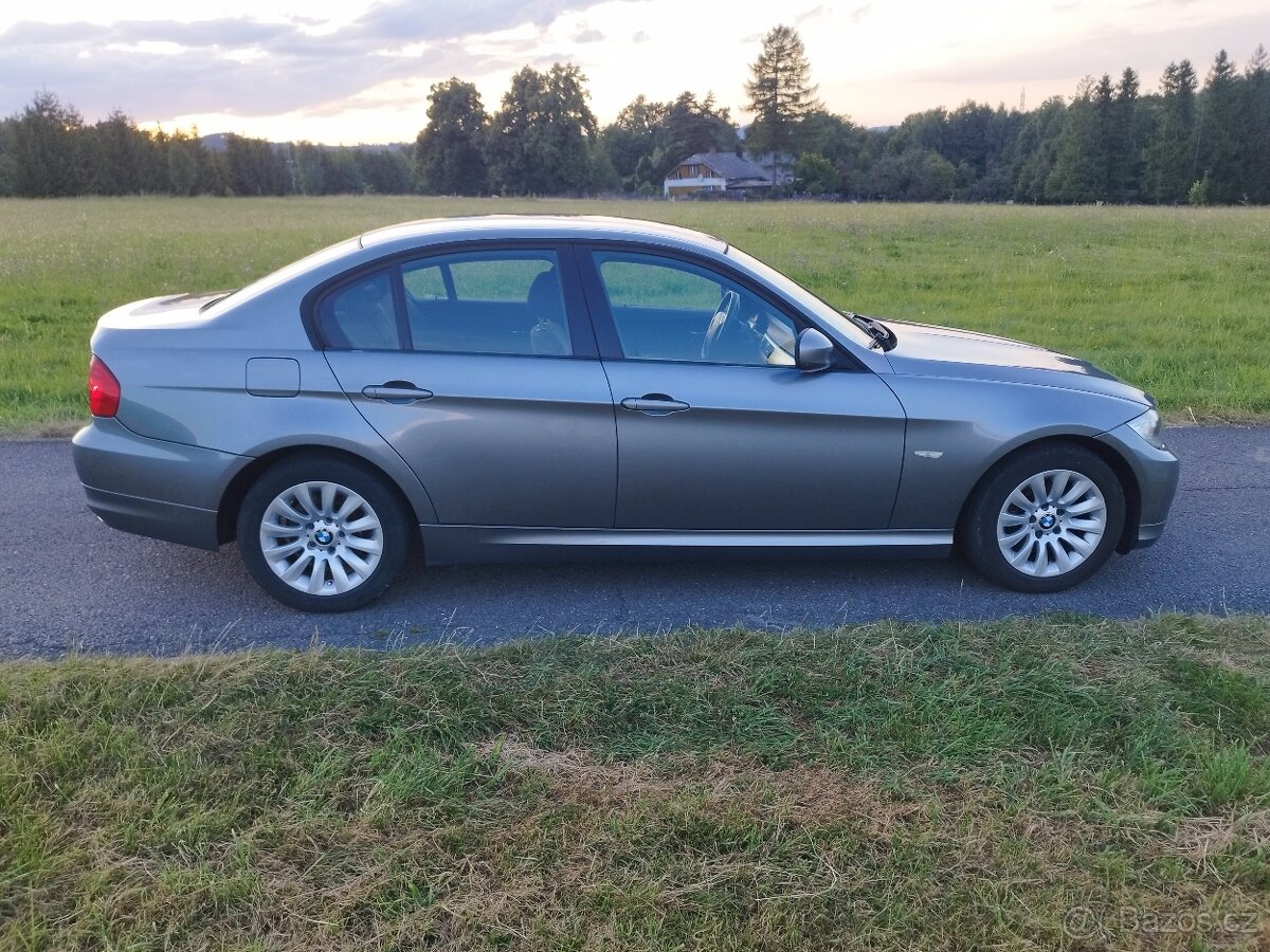 BMW E90 2.0D lci Facelift 2009 - 8