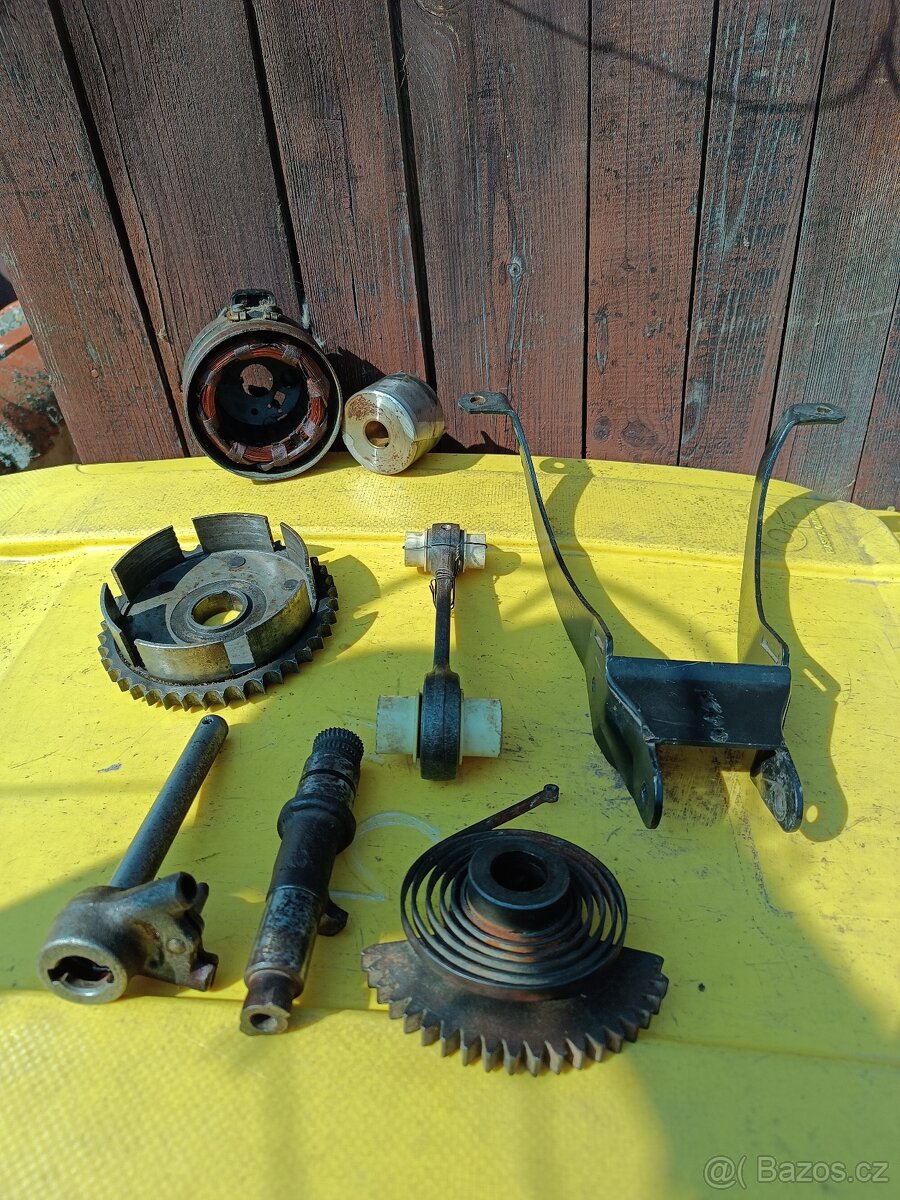 Jawa ČZ - různé díly - 8