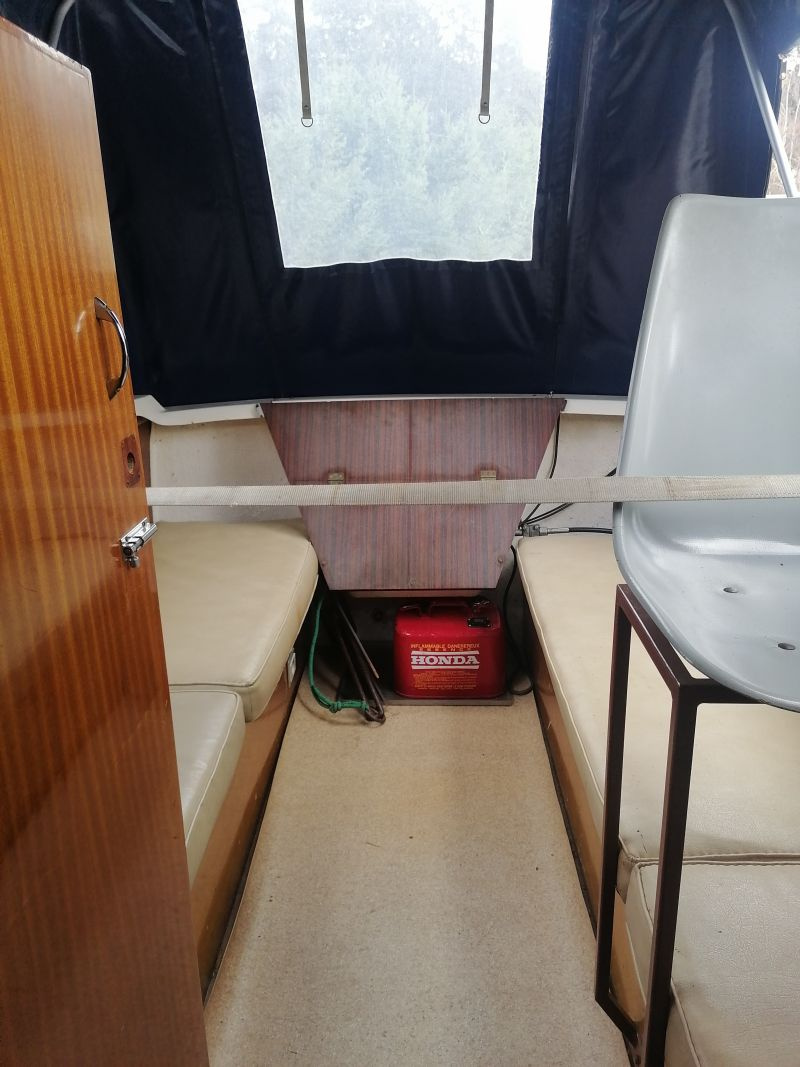 Kajutový člun Inter 630 - 8