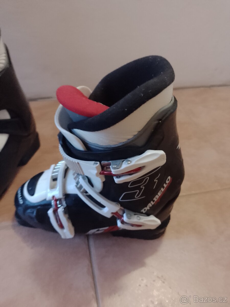 Dětské lyže a přeskáče - 8