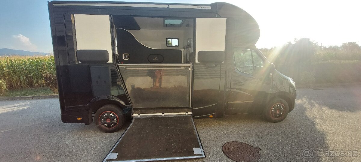 Přepravník koní Renault ATM 5-místný - 8