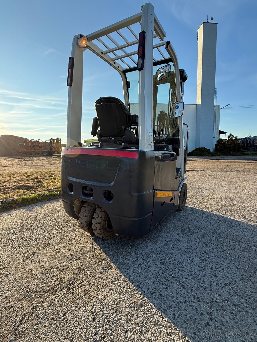 VZV Vysokozdvižný elektrický vozík Uniccarriers - Nissan 16 - 8