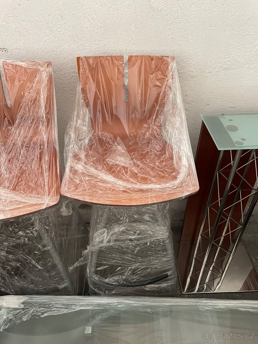 Nábytek z masivu - 8