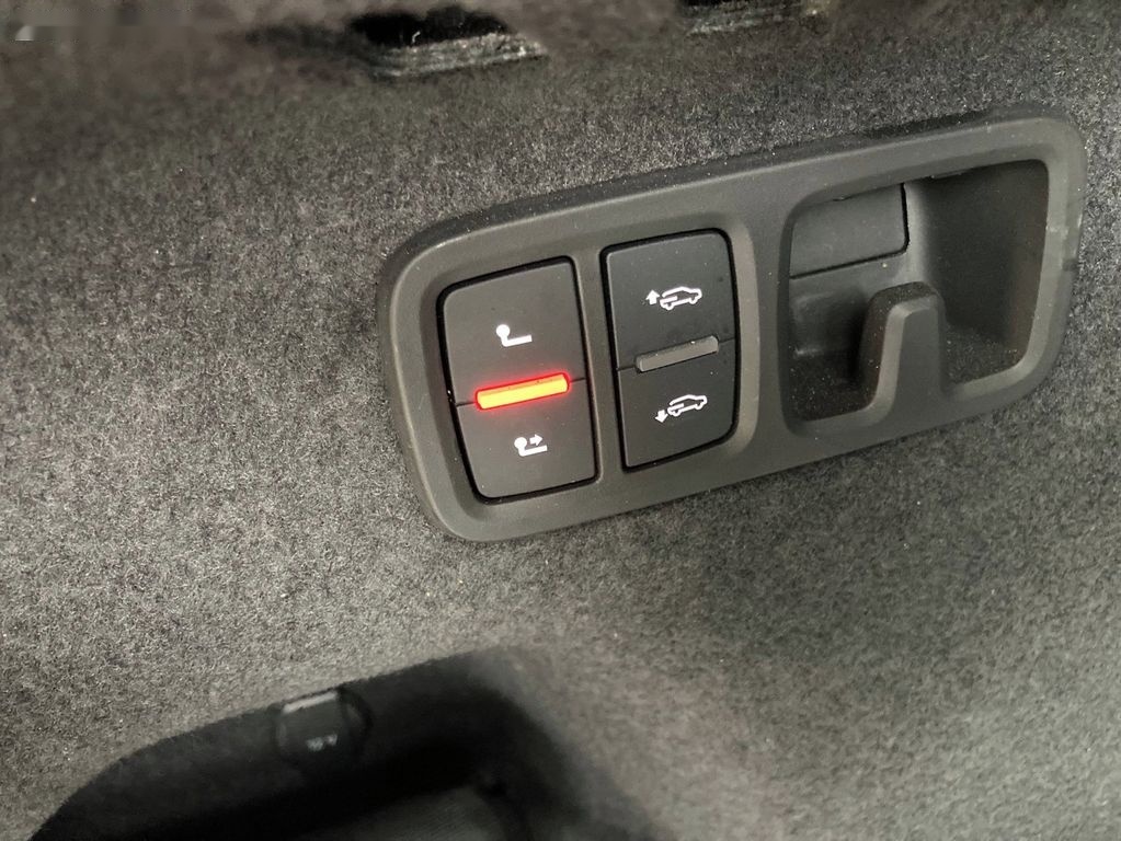 Audi Q8,Audi RS Q8 - 8