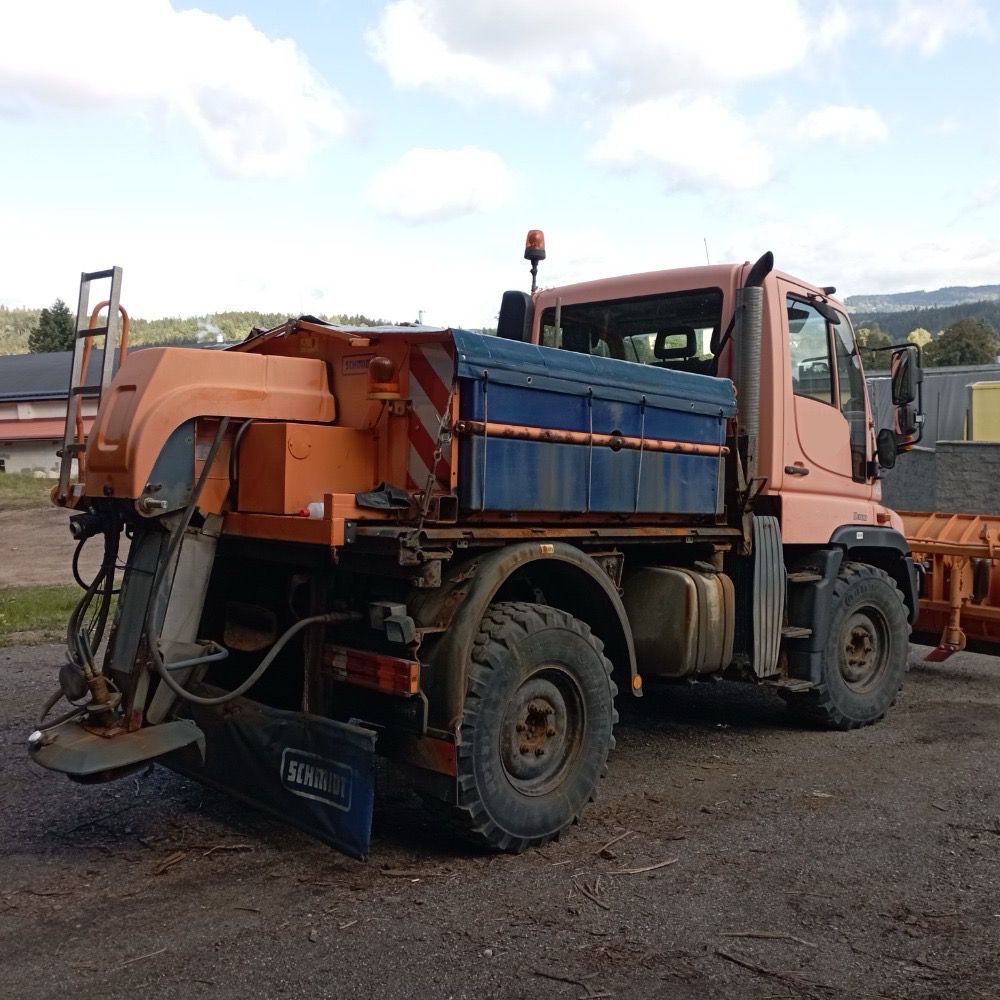 Unimog U300 - 8