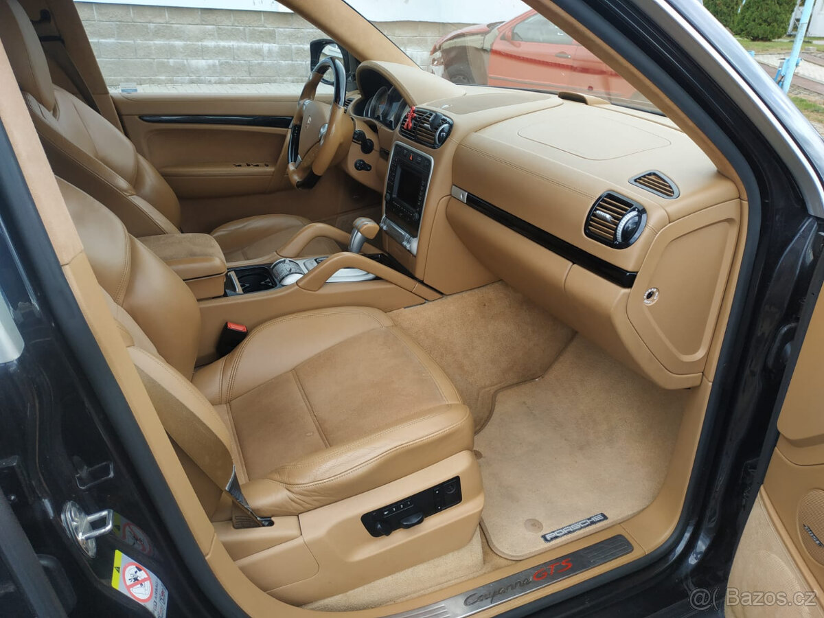 Porsche Cayenne GTS 4,8 V8 - 8
