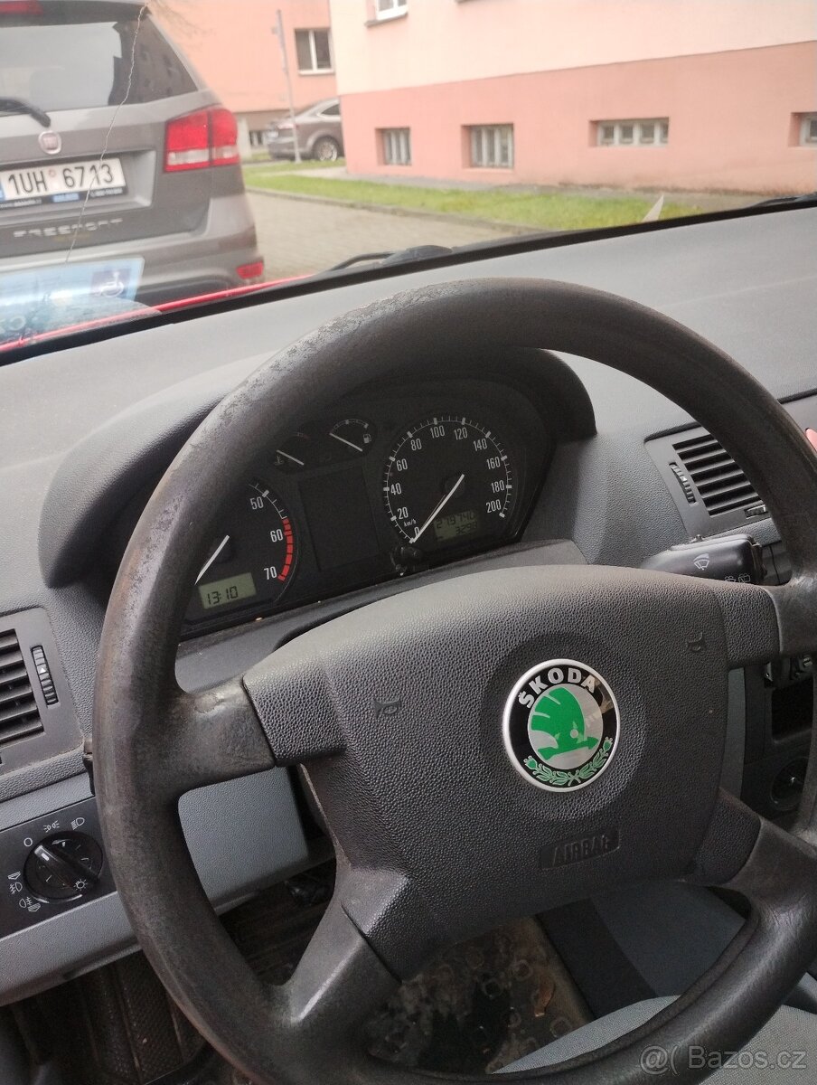 Škoda Fabia - 8