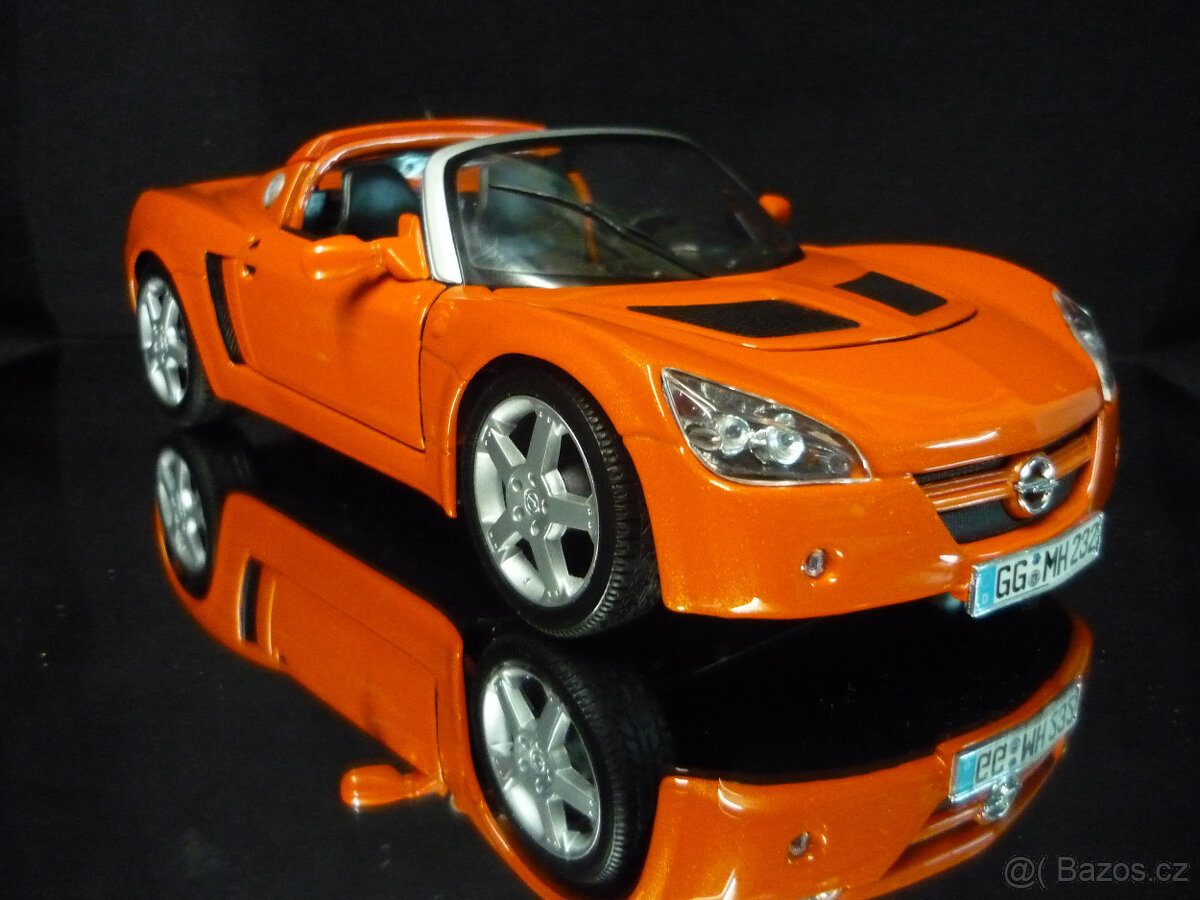 Opel Speedster Maisto 1/18 - 8