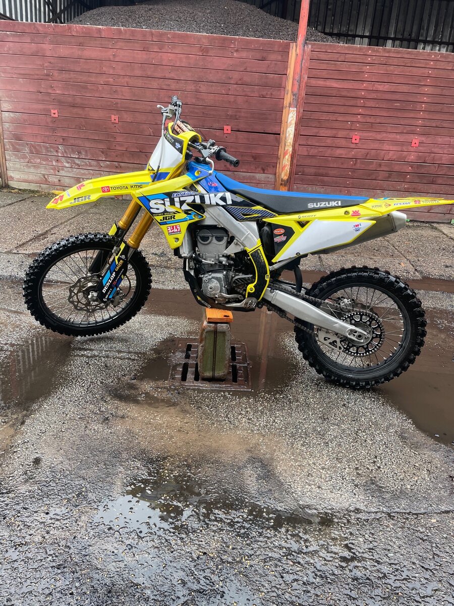 Suzuki rmz 450 - 8