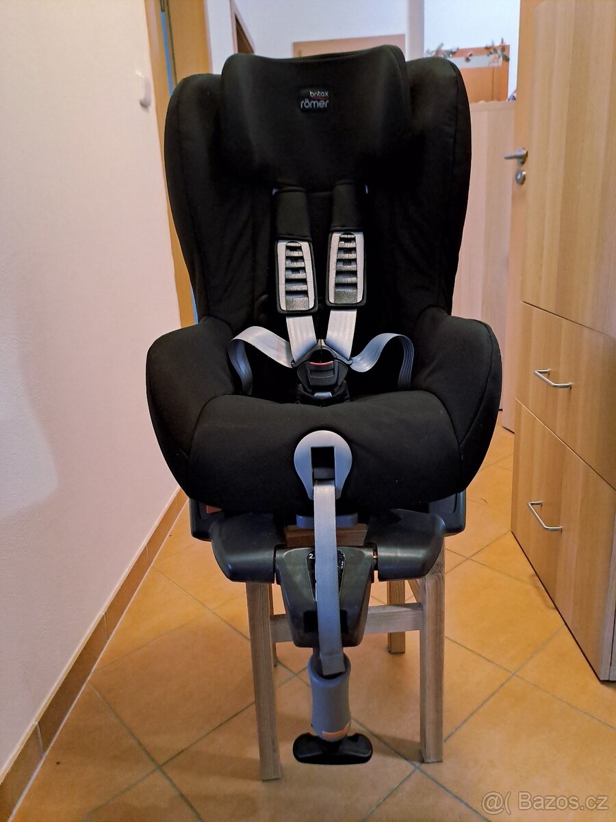 Britax romer safefix ece r44/04 - 8