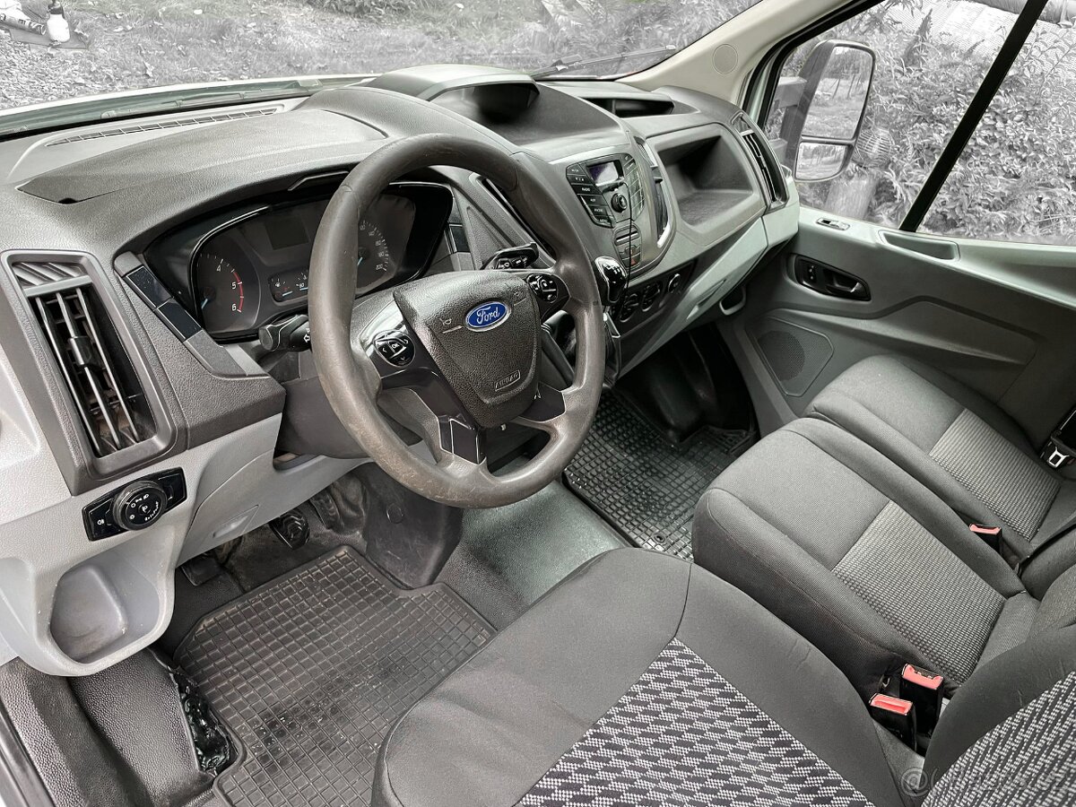 Ford Transit 2.0 1.MAJ. ČR DPH 7MÍST TAŽNÉ - 8