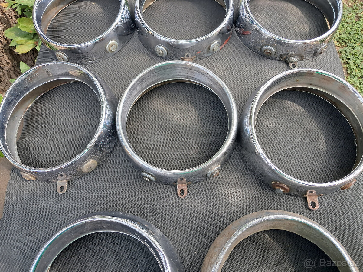 Jawa + ČZ - rámečky světel Škoda Octavia - 8