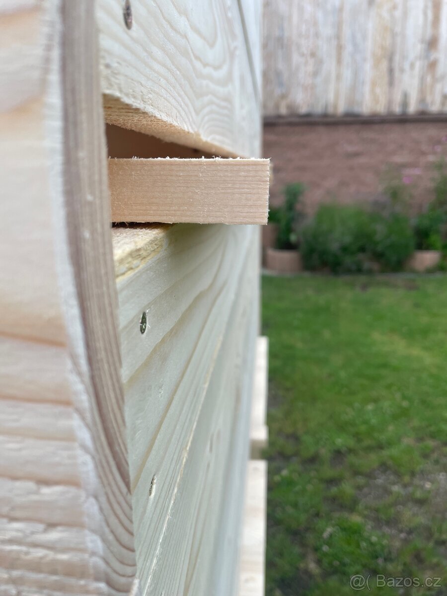 Králíkárna čtyři kotce. - 8