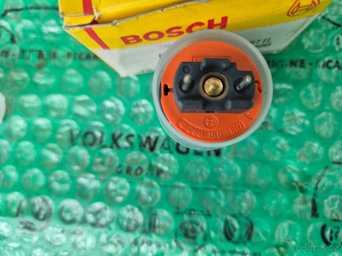 vstřikovací ventil Škoda Favorit, Felicia 1.3 BMM 50kw 11594 - 8