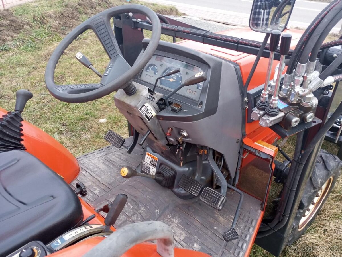 Malotraktor Kubota GL24 Grandel - 8