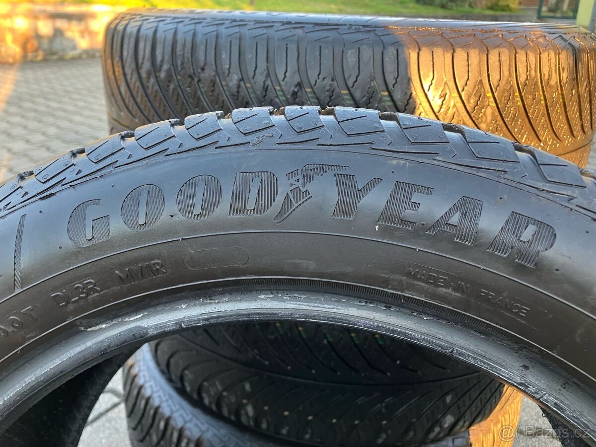 Celoroční pneumatiky Goodyear - 8