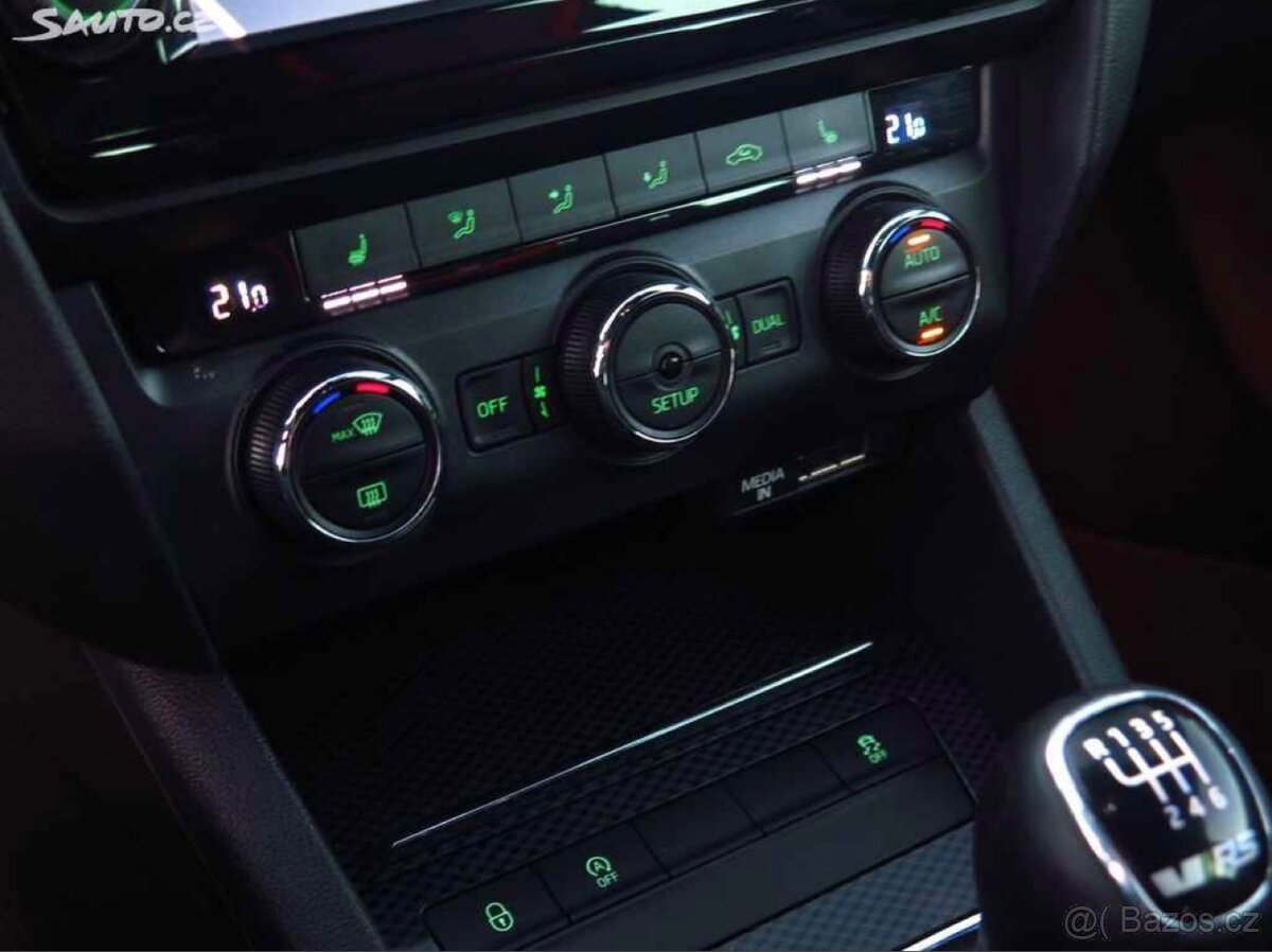 Škoda Octavia III RS 2.0TSI - 8