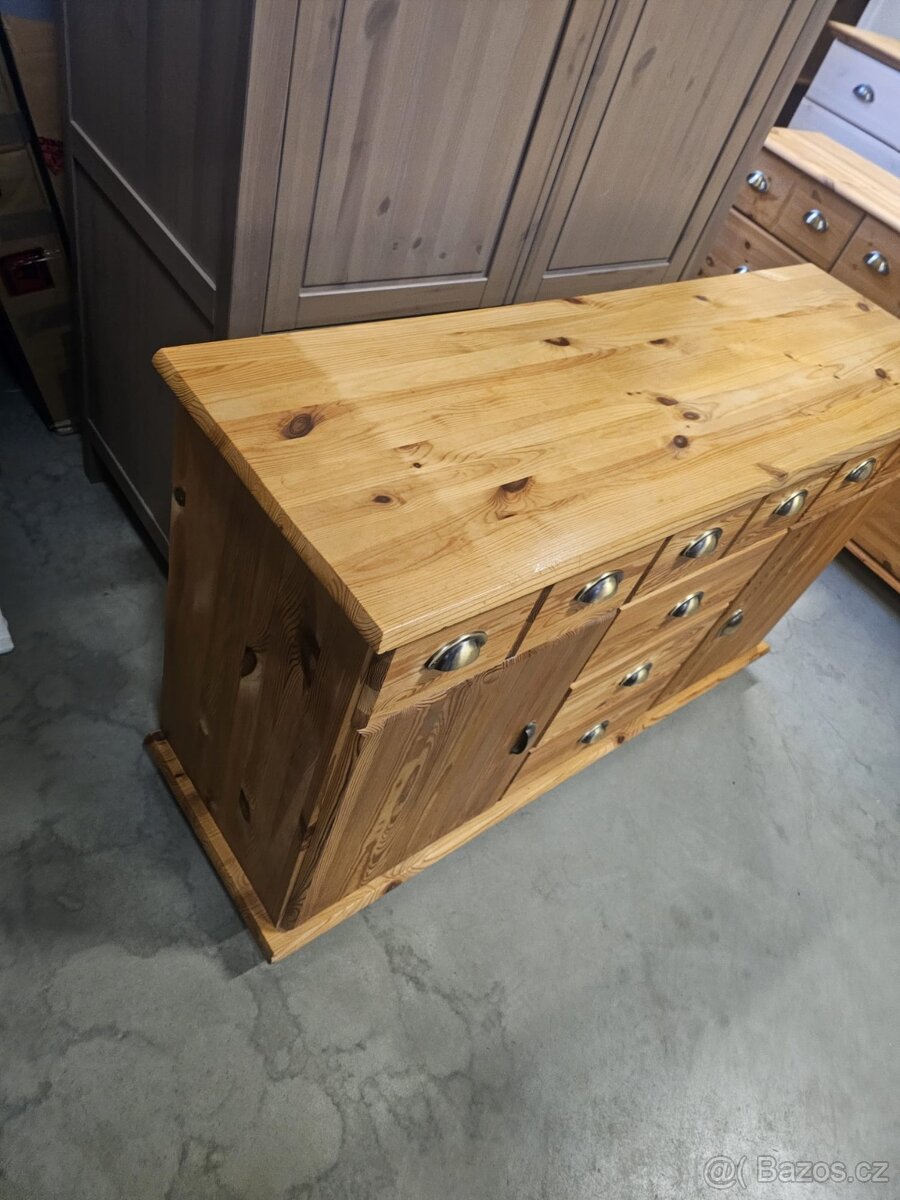 Dřevěná komoda" - 8