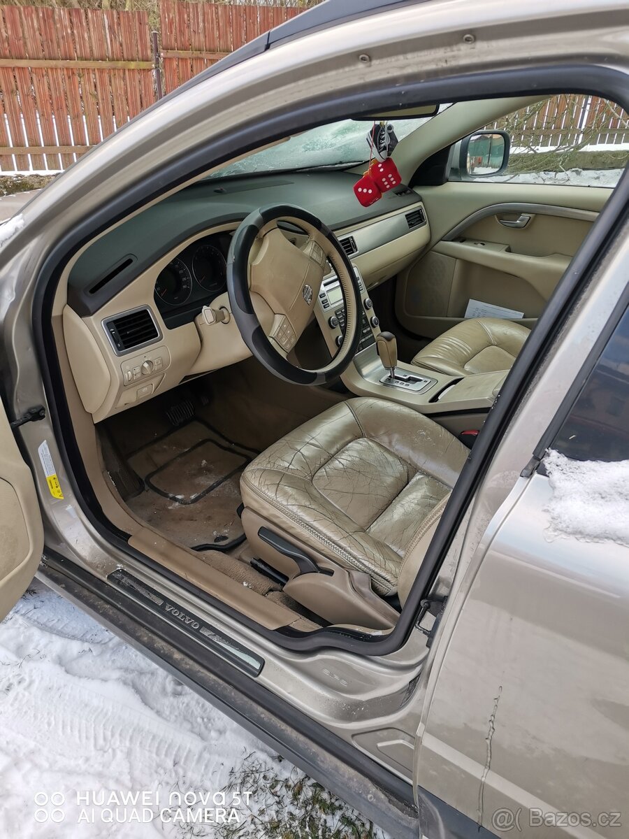 Volvo xc70 Volvo v70 - 8
