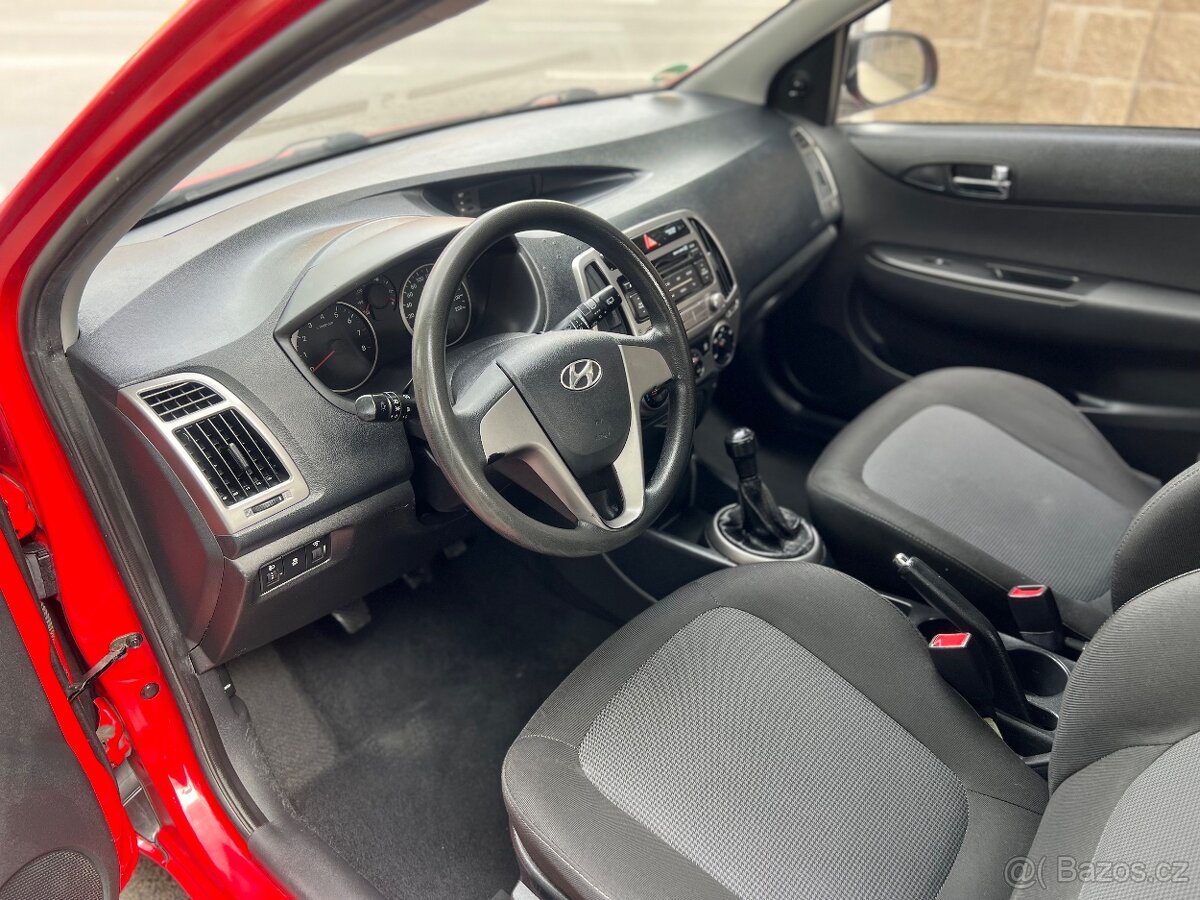 Hyundai i20 2013 Facelift klimatizace - 8