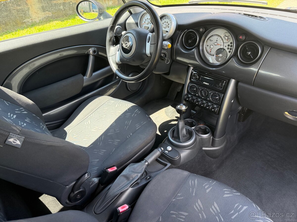 Mini ONE , 1,6i , 66kW 130tis.km - 8
