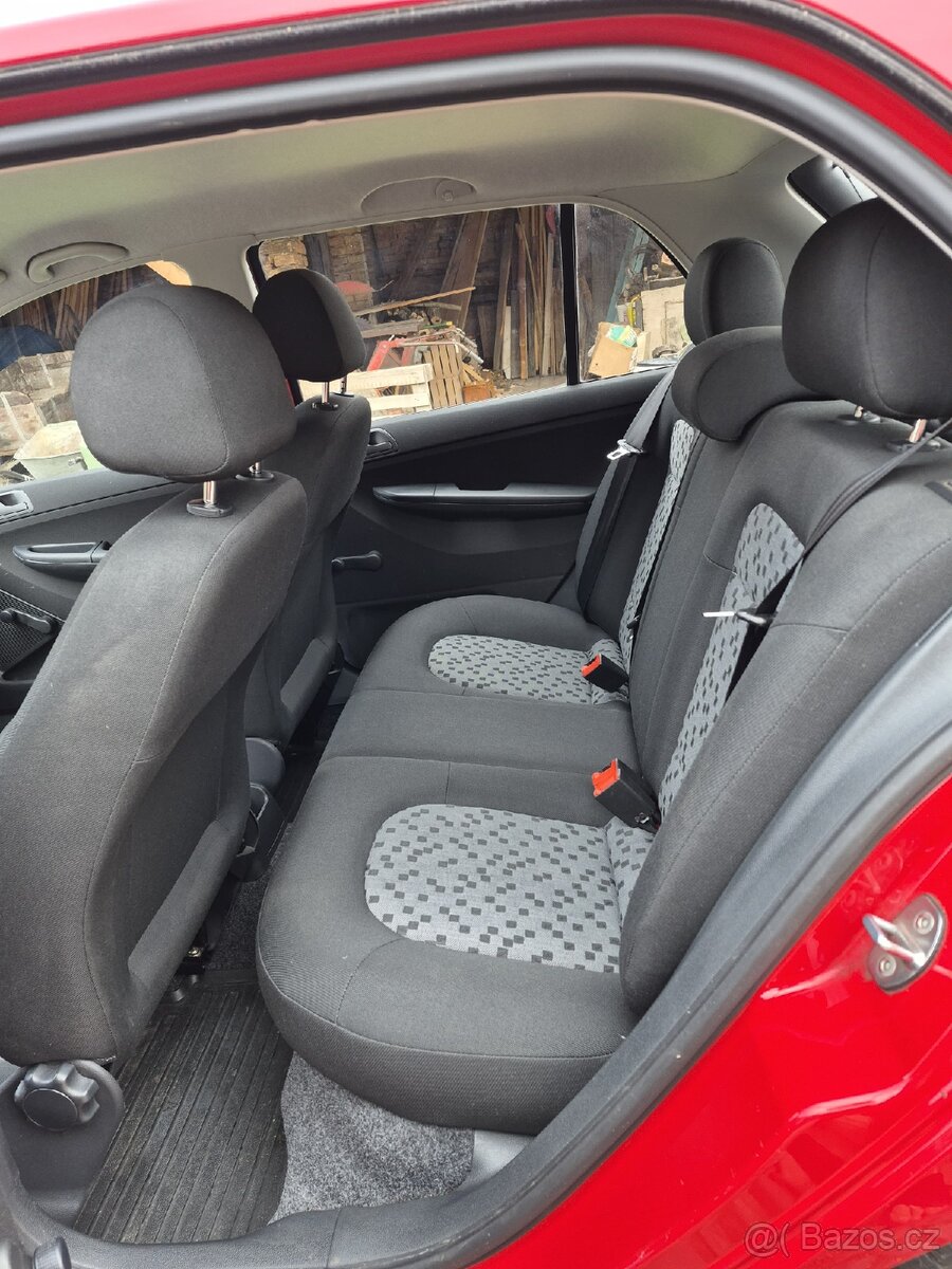 Škoda Fabia 1.2 htp - 8