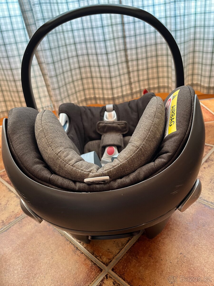 Autosedačka Cybex 0-9 kg a dvě izofix základny - 8