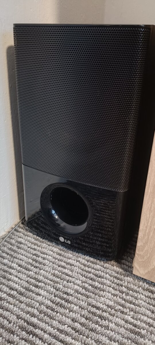 Domácí kino LG - 8