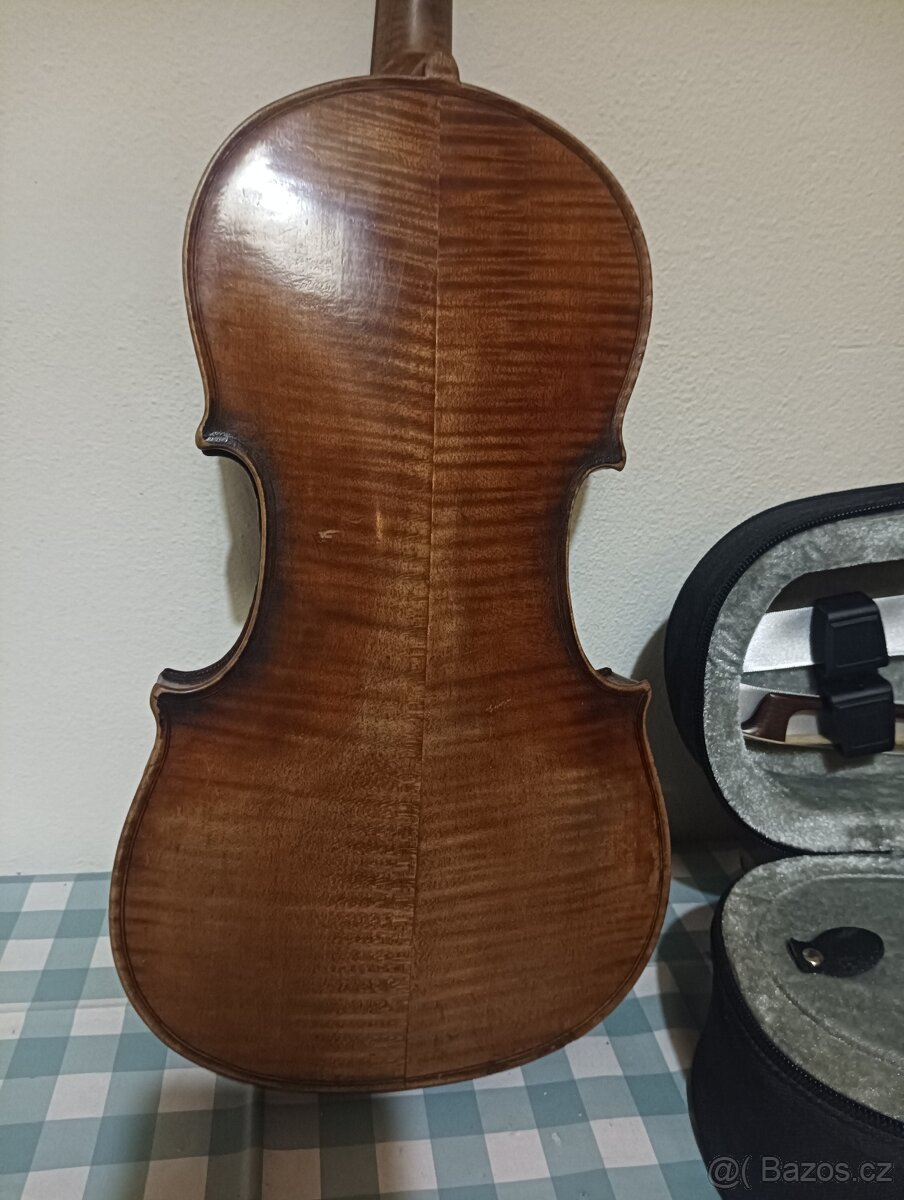 Staré housle - 8