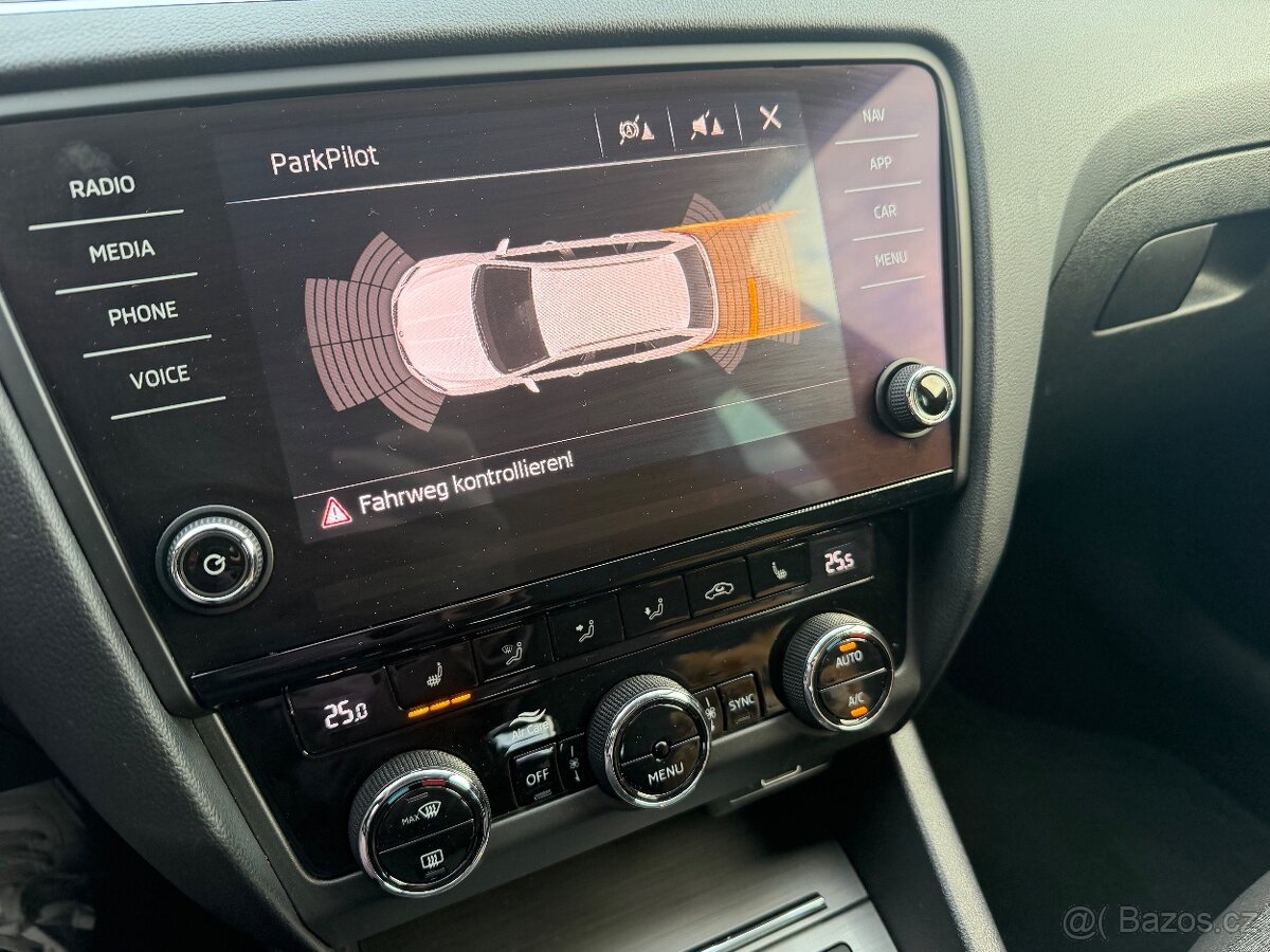 ŠKODA OCTAVIA III FACE SOLEIL 2.0DI 110 KW DSG TAŽNÉ 2020 - 8